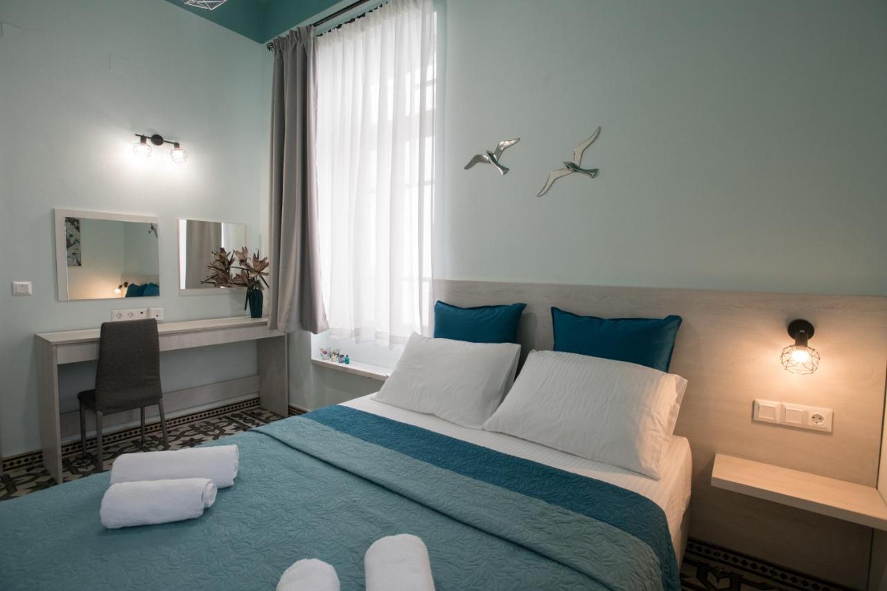 The Blue Apartment In The Heart Of Heraklion Buitenkant foto