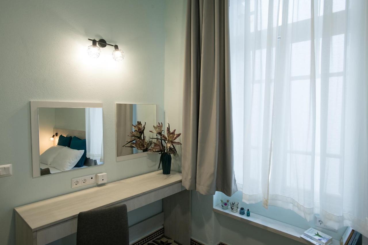 The Blue Apartment In The Heart Of Heraklion Buitenkant foto