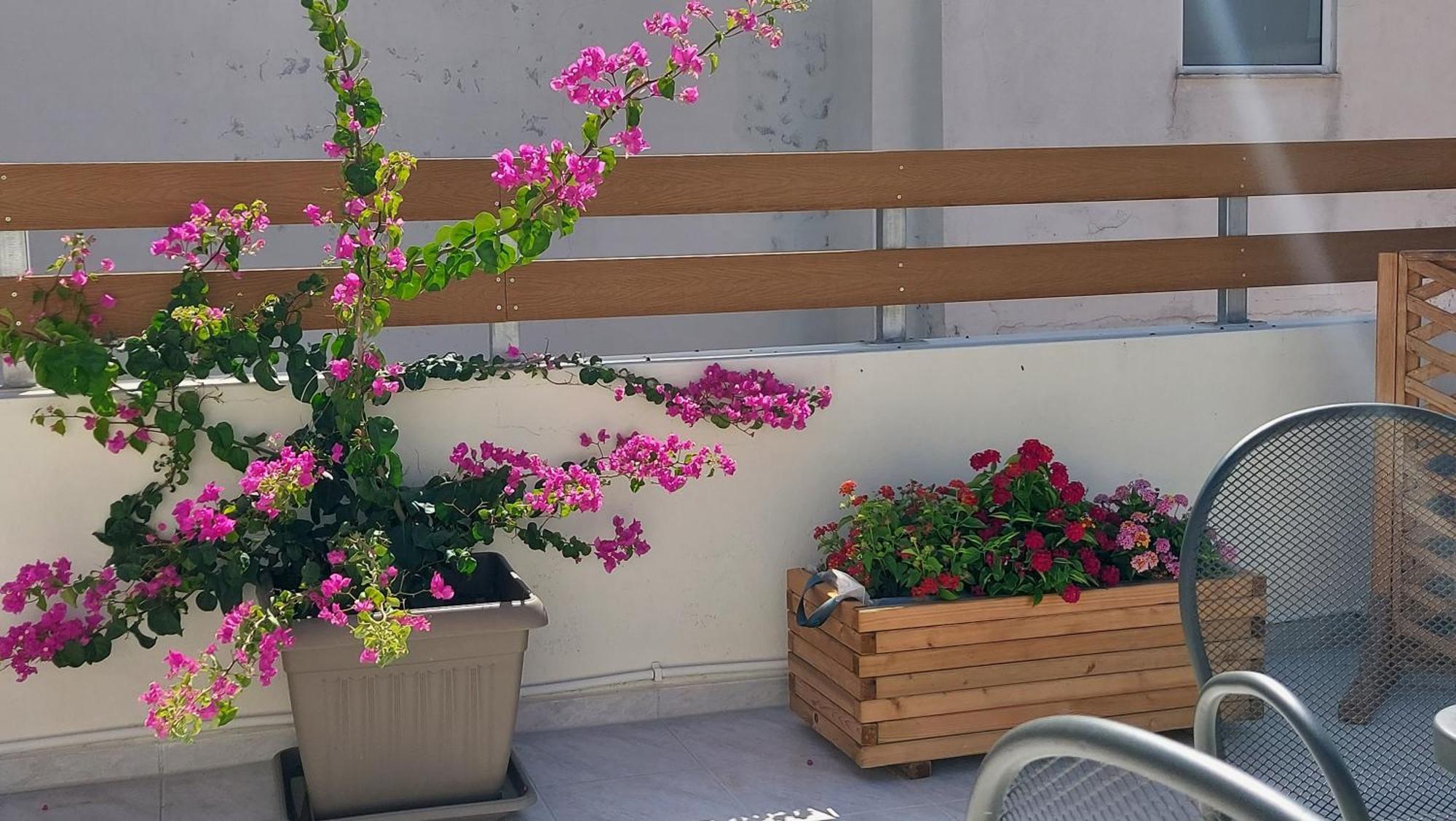 The Blue Apartment In The Heart Of Heraklion Buitenkant foto